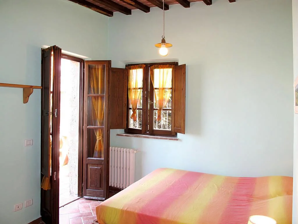 zuid-toscane-casale-dei-monaci-appartement-casa-garbo-slaapkamer-10-casamia