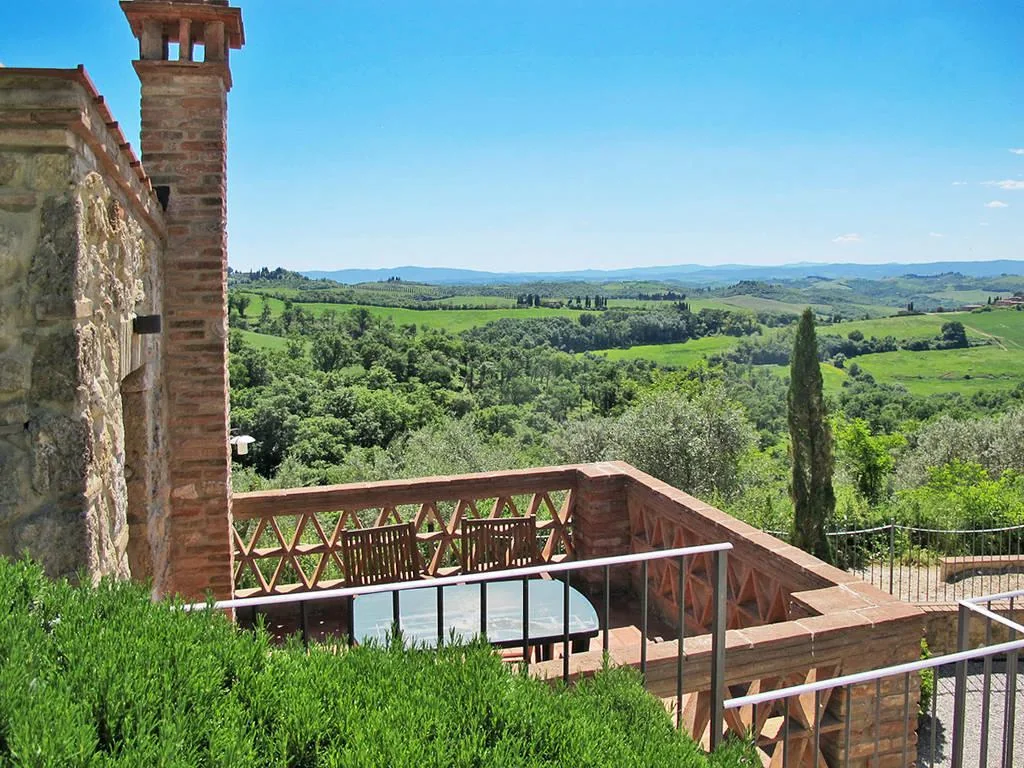 zuid-toscane-casale-dei-monaci-appartement-casa-garbo-terras-uitzicht-06-casamia