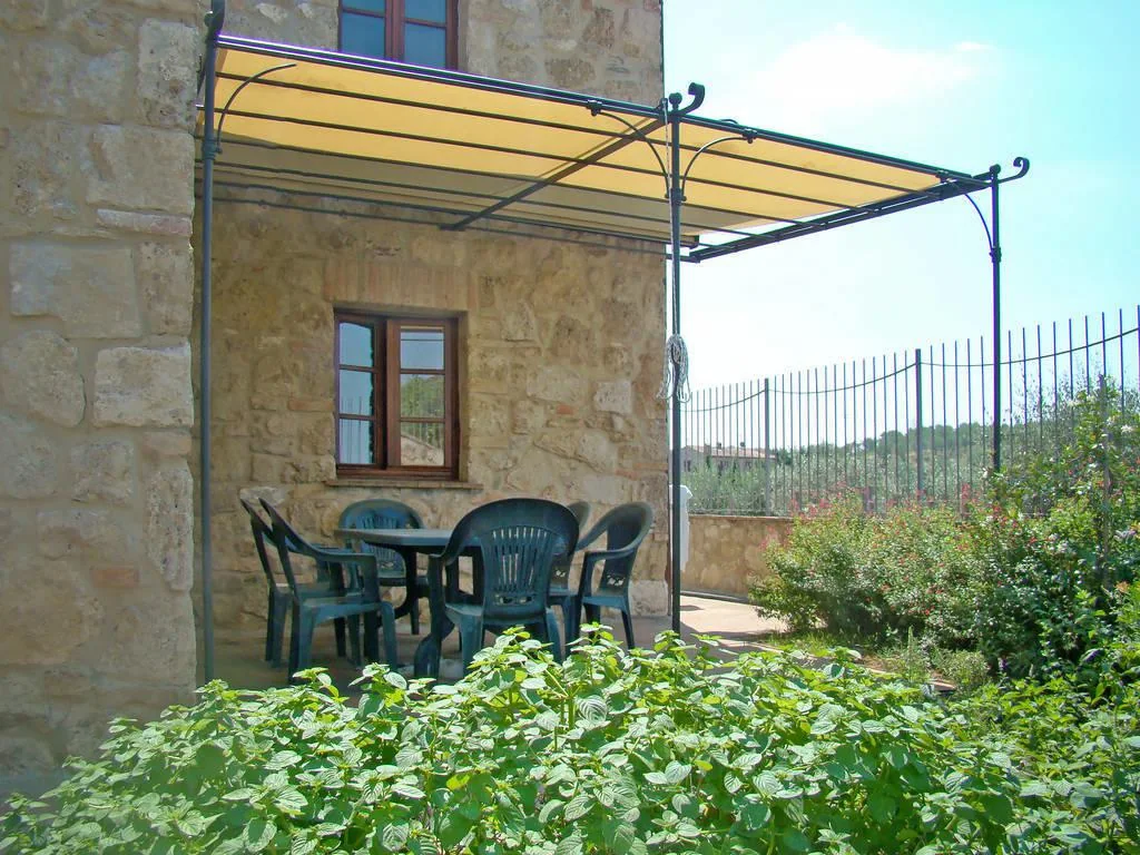 zuid-toscane-casale-dei-monaci-appartement-terras-05-casamia
