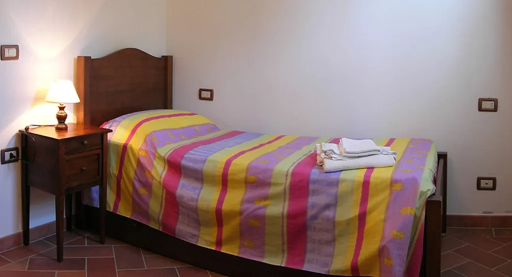 hartje-toscane-agriturismo-il-monte-leccio-eenpersoonskamer-13-casamia