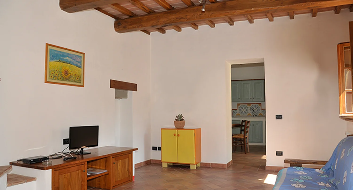 hartje-toscane-agriturismo-il-monte-olivo-woonkamer-28-casamia