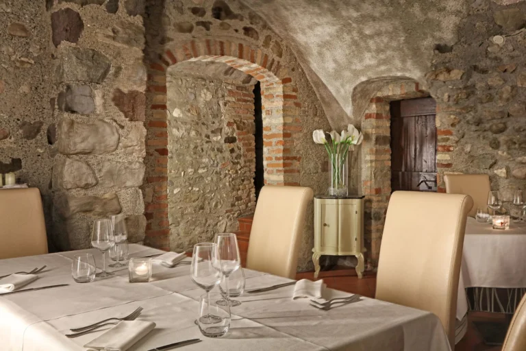 Merengebied san rocco relais restaurant stenen muren