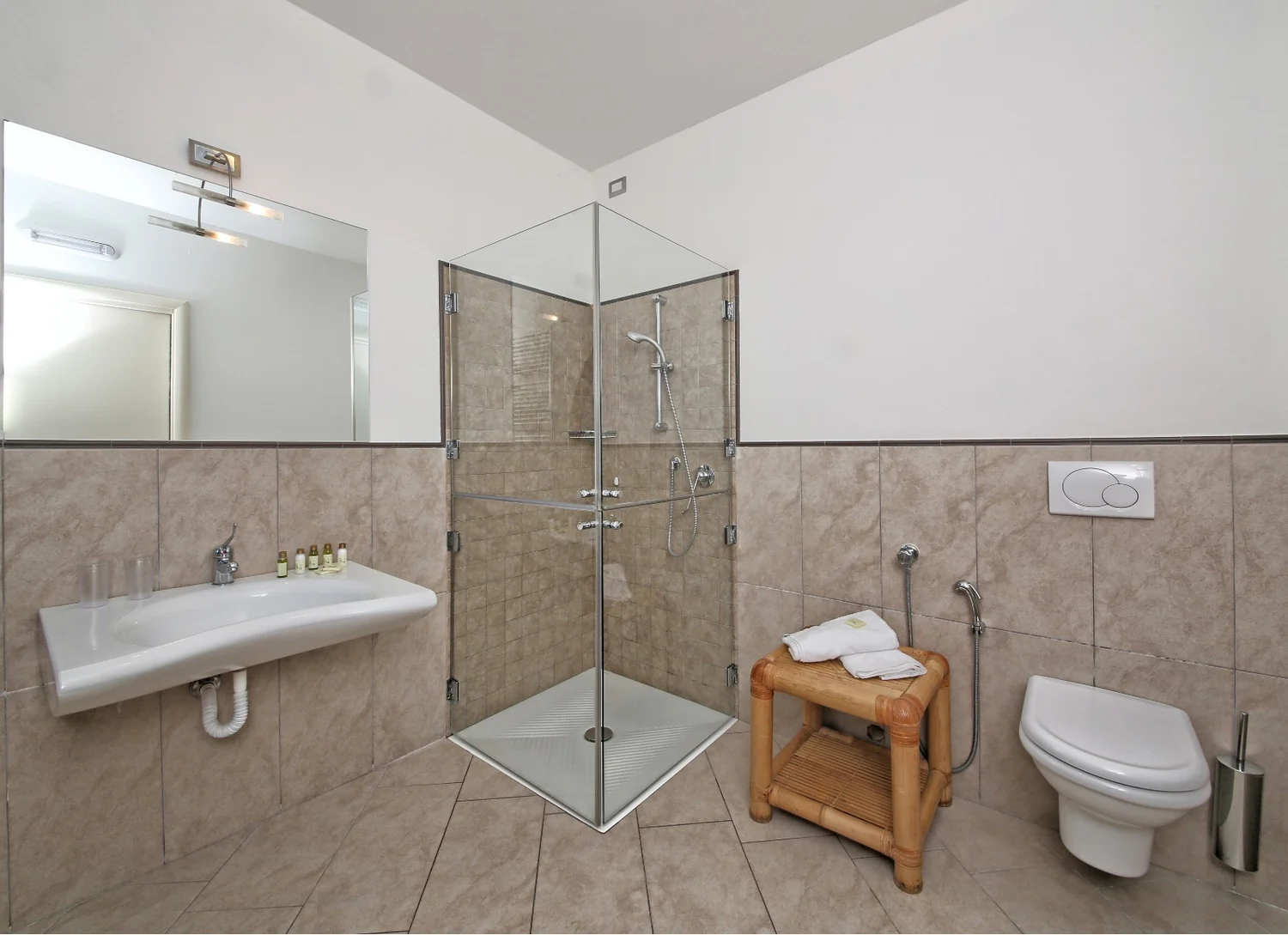 merengebied-san-rocco-relais-suites-met-kitchenette-badkamer-30-casamia