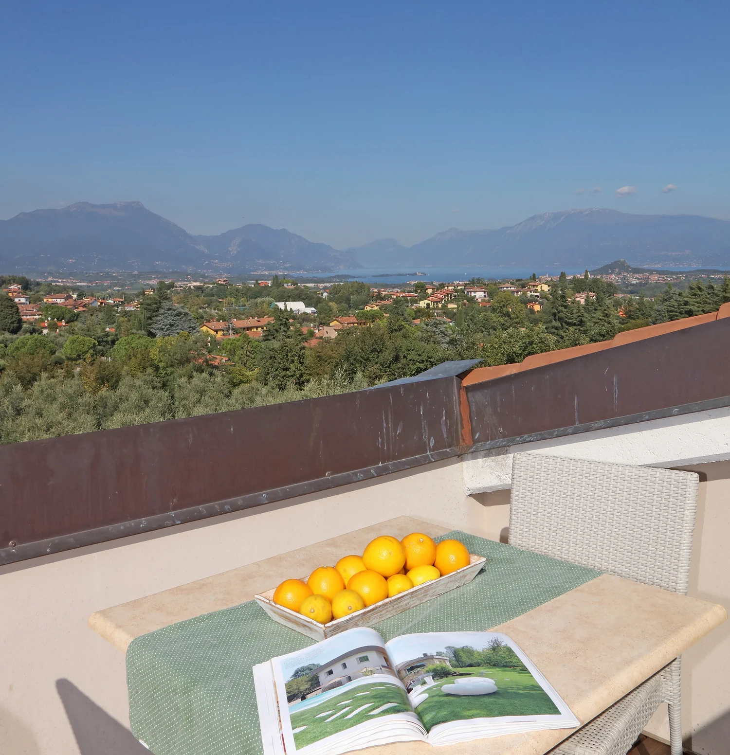 merengebied-san-rocco-relais-suites-met-kitchenette-terras-uitzicht-36-casamia