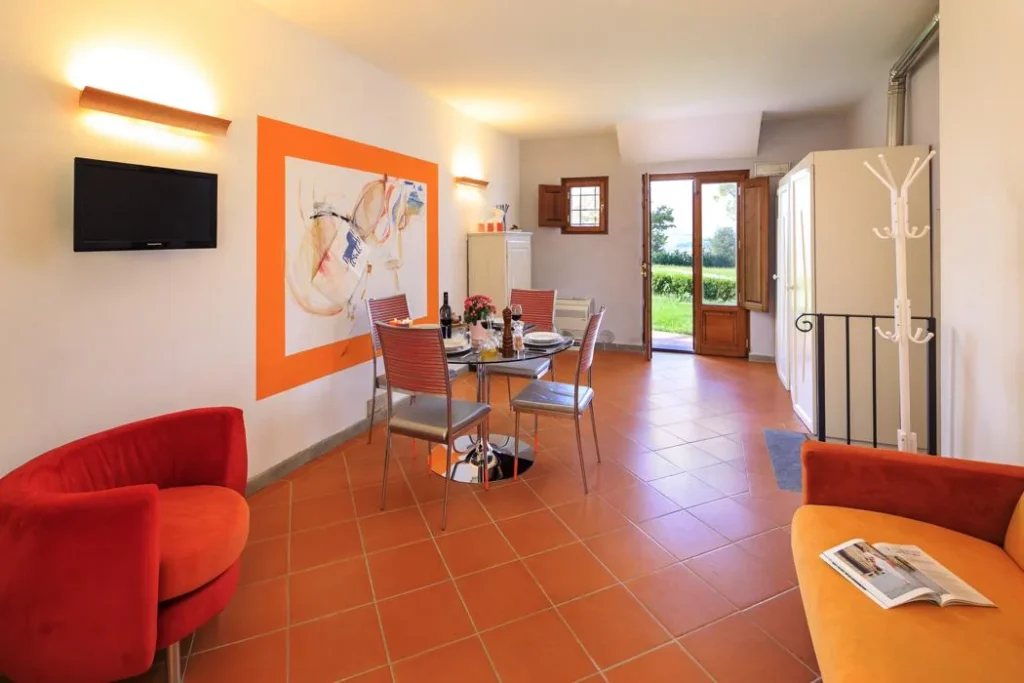 noord-toscane-agriturismo-streda-appartement-orchestra-woonkamer-en-eethoek-086-casamia