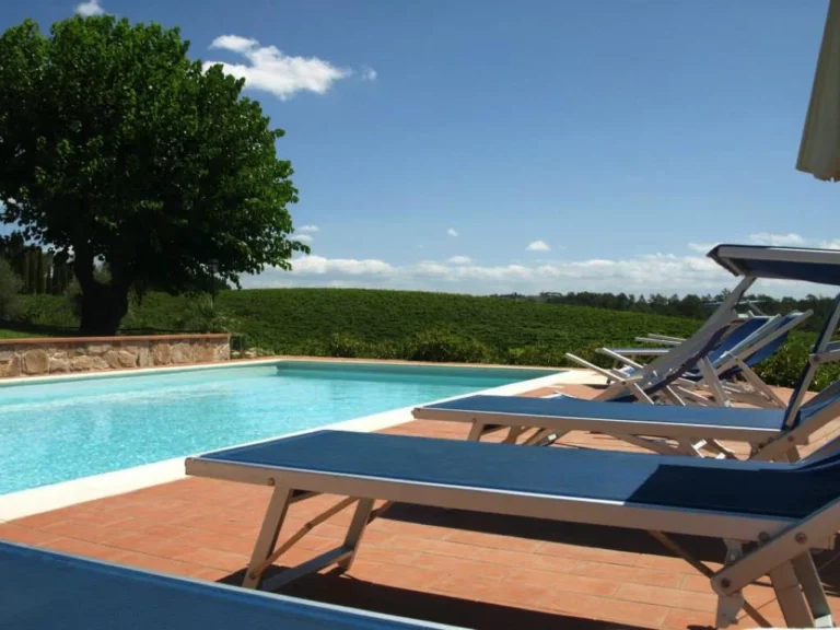 Noord toscane tenuta san vito hero zwembad uitzicht