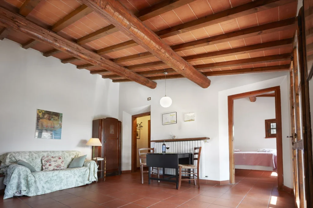 noord-toscane-tenuta-san-vito-la-rosa-woonkamer-32-casamia