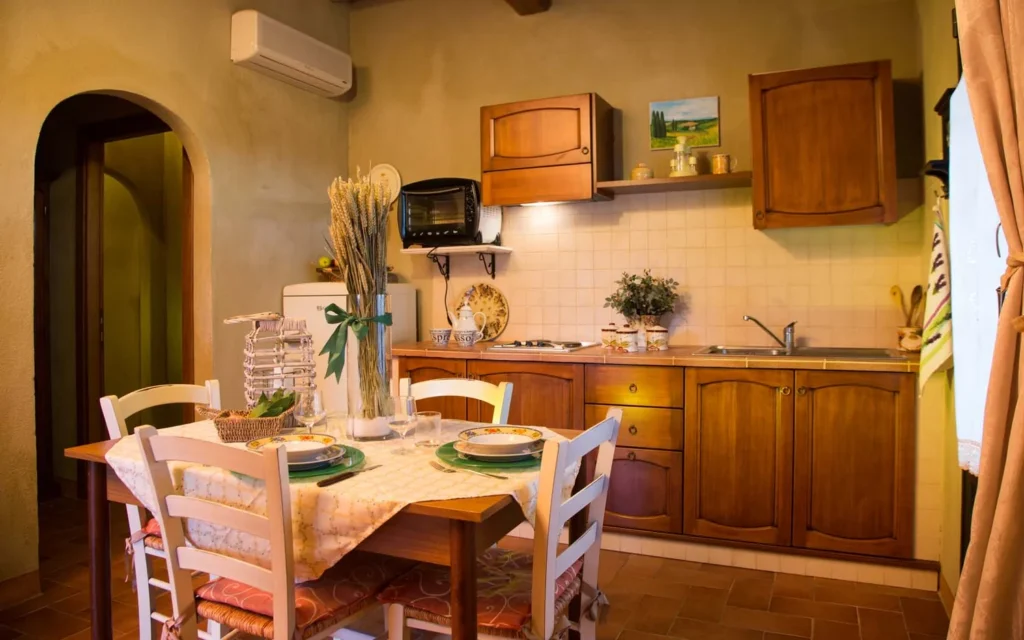 Toscaanse kust agriturismo il frutteto albicocca keuken woonkamer