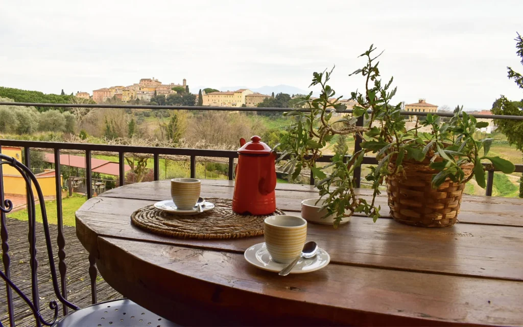Toscaanse kust agriturismo il frutteto ciliegia terras uitzicht
