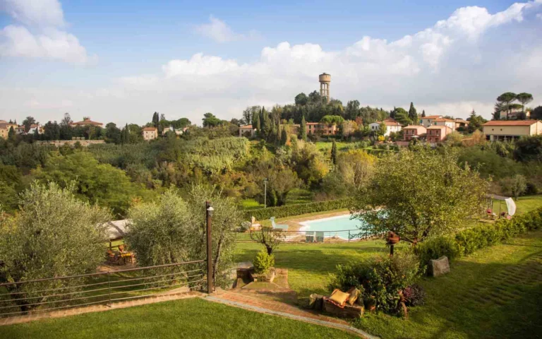 Toscaanse kust agriturismo il frutteto hero zwembad uitzicht lari