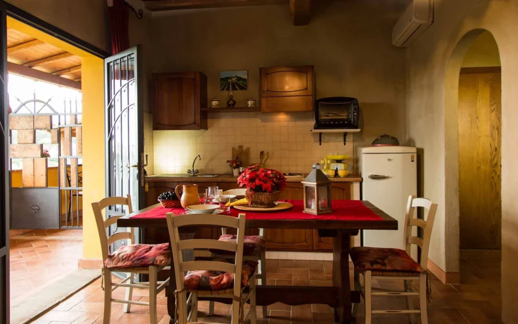 toscaanse-kust-agriturismo-il-frutteto-lampone-keuken-woonkamer-088-casamia