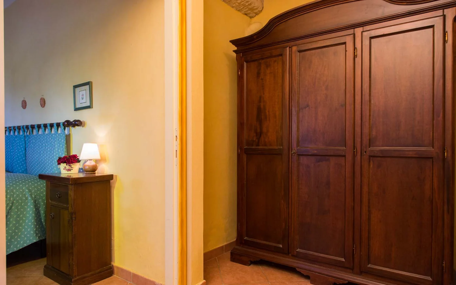 toscaanse-kust-agriturismo-il-frutteto-limone-slaapkamer-kast-108-casamia