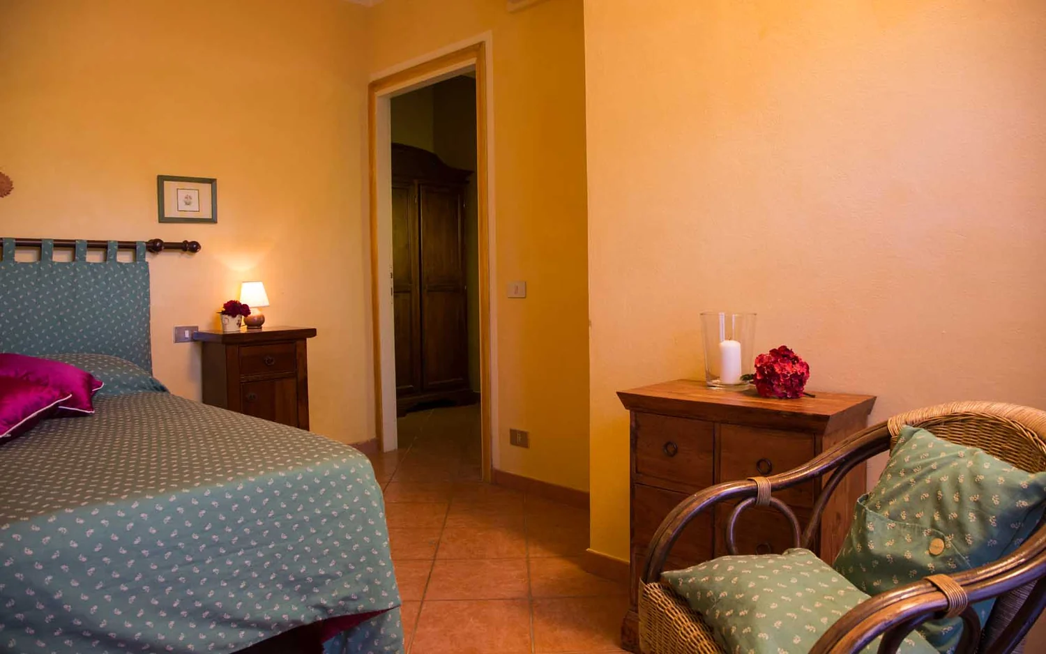 toscaanse-kust-agriturismo-il-frutteto-limone-slaapkamer-overzicht-111-casamia