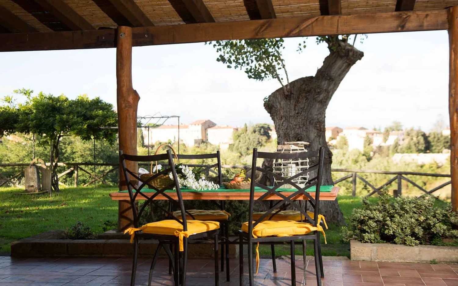 toscaanse-kust-agriturismo-il-frutteto-limone-terras-tafel-114-casamia