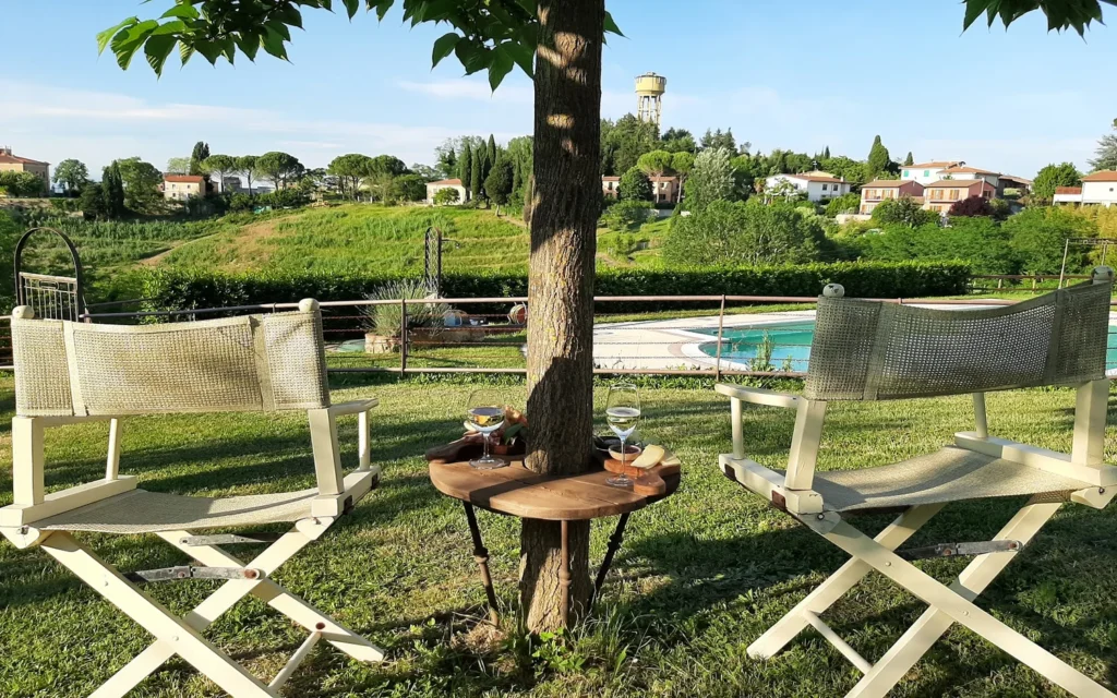Toscaanse kust agriturismo il frutteto tuin zitplek