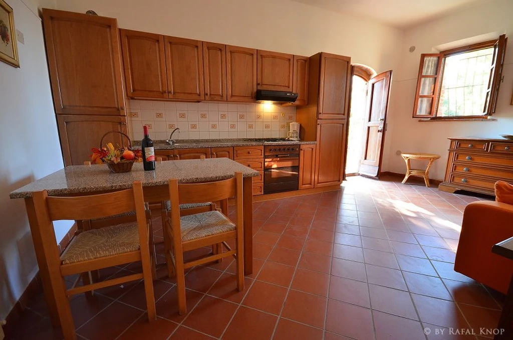 Toscane il gattero girasole woonkeuken met eettafel casamia 1