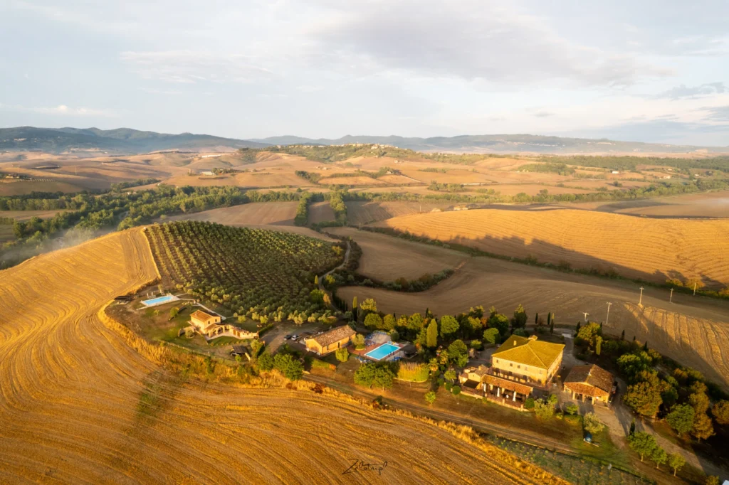 Toscane il gattero hero luchtfoto van het volledige terrein