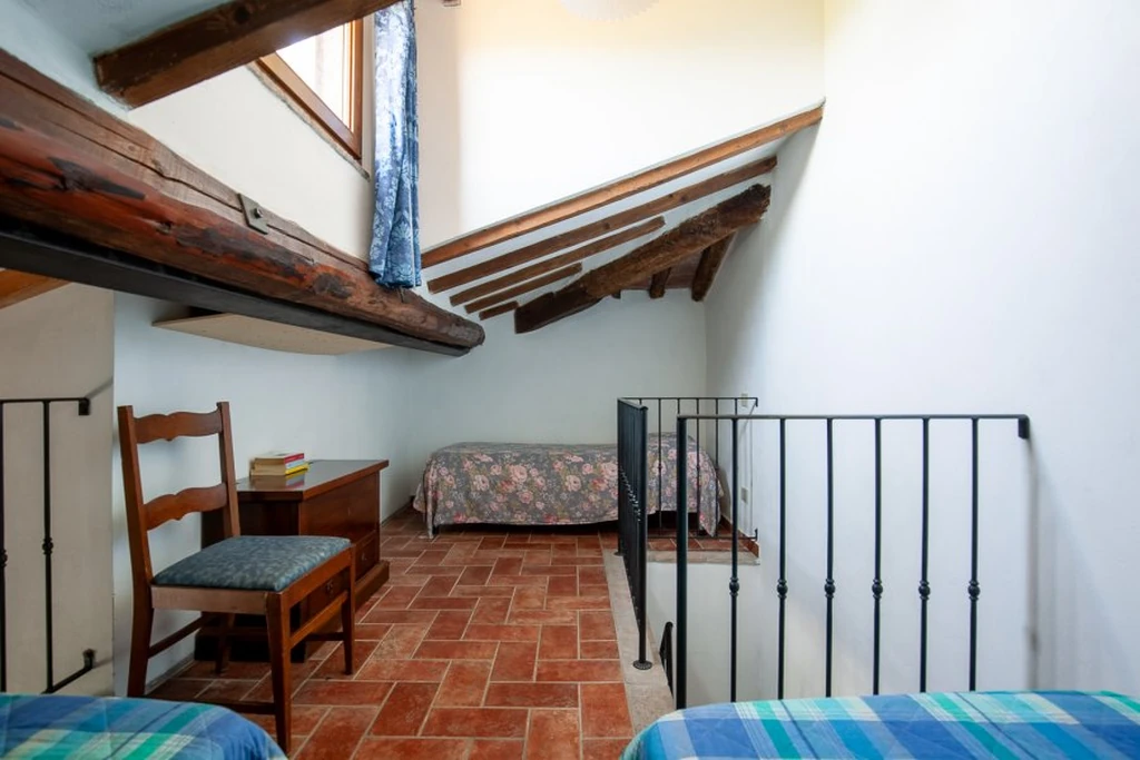 toscane-il-gattero-lavanda-slaapvide-met-dakraam-casamia