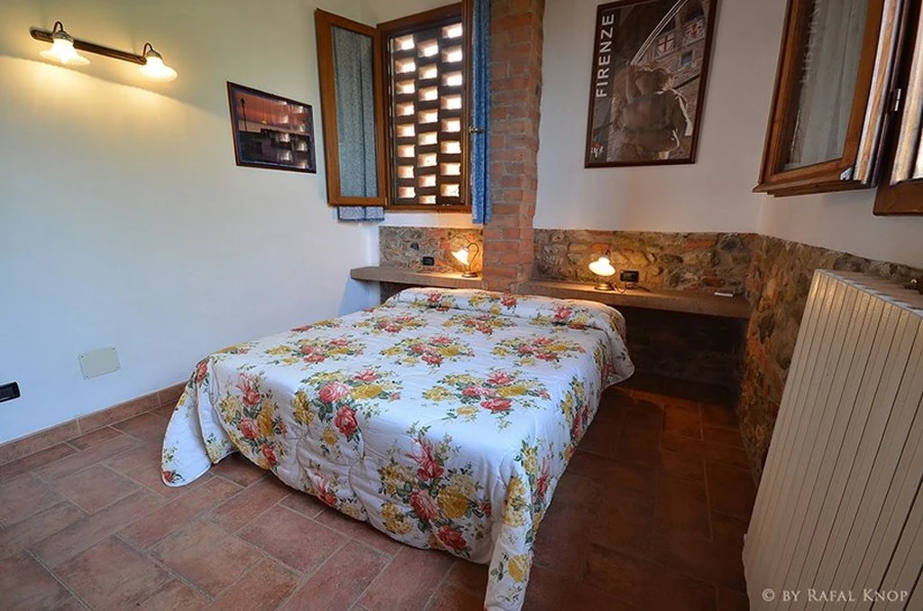 toscane-il-gattero-ribes-slaapkamer-met-tweepersoonsbed-casamia