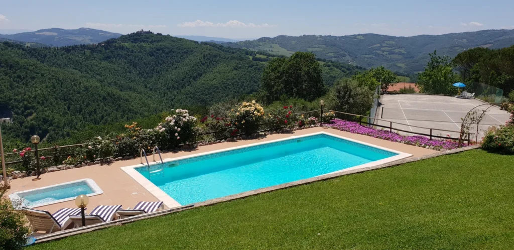 Umbria villa lena zwembad heuvels
